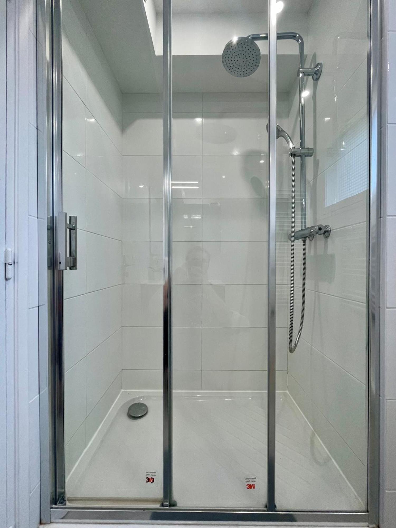 Bngo I Le Spacieux I 3 Chambres, 2 Salles De Bain, Parking Prive Gratuit, 8 Personnes, Vieux Lyon Hypercentre Exteriör bild
